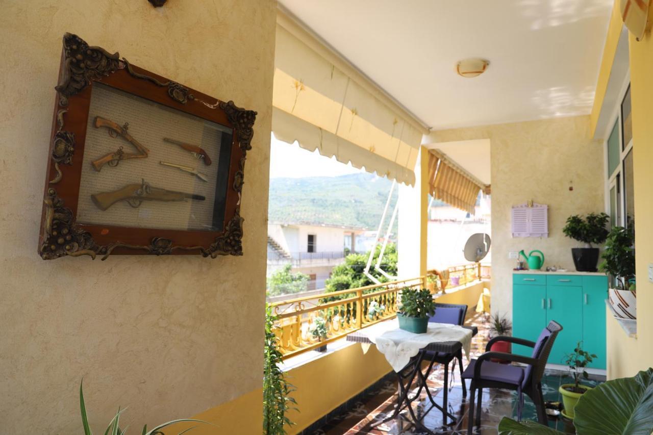 Fireplace 8 Apartment Berat Exterior foto
